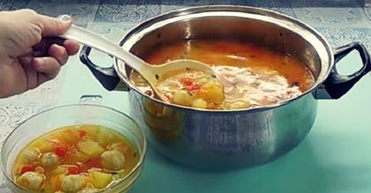 Самый модный суп с сырными шариками: нежный и безумно вкусный