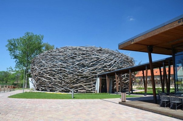 Ферма "Гнездо аиста" в Чехии.