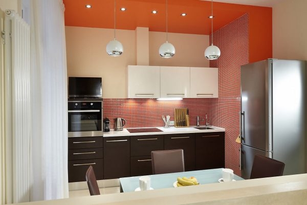 Маленькая кухня: какой цвет лучше подобрать для небольшого помещения?